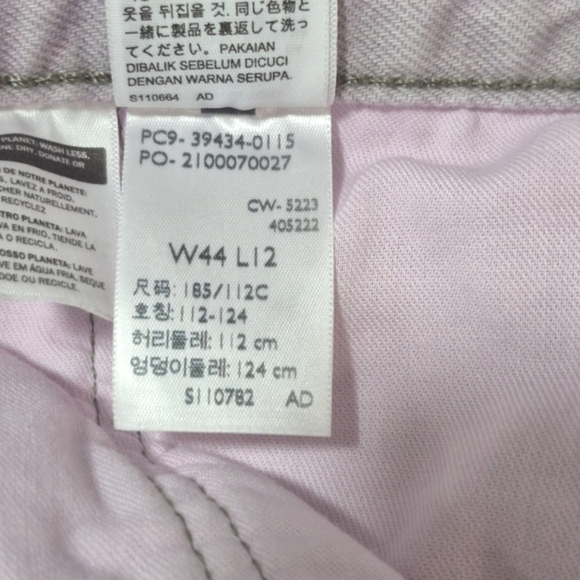 Levi's 469 Loose & Straight Fit Vintage Wash Purple Shorts Size 44 NWOT - Picture 8 of 10